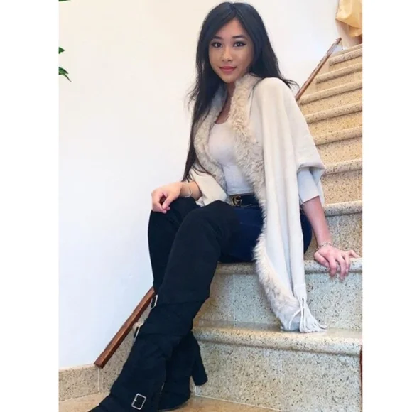 Fur and Fringe Detail Open Beige Cardigan - Picture 9 of 11